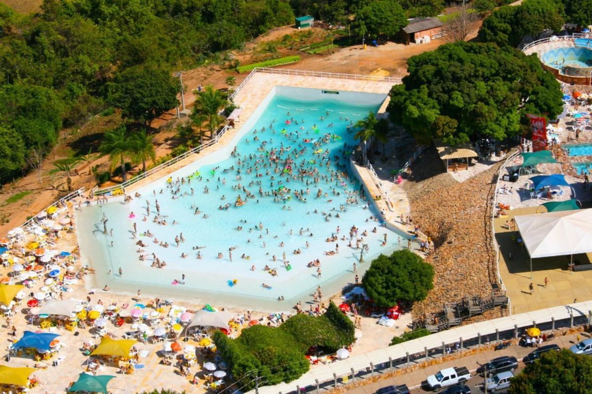 Апарт отель Piazza Com Acesso Ao Clube Diroma Калдас-Новас Экстерьер фото