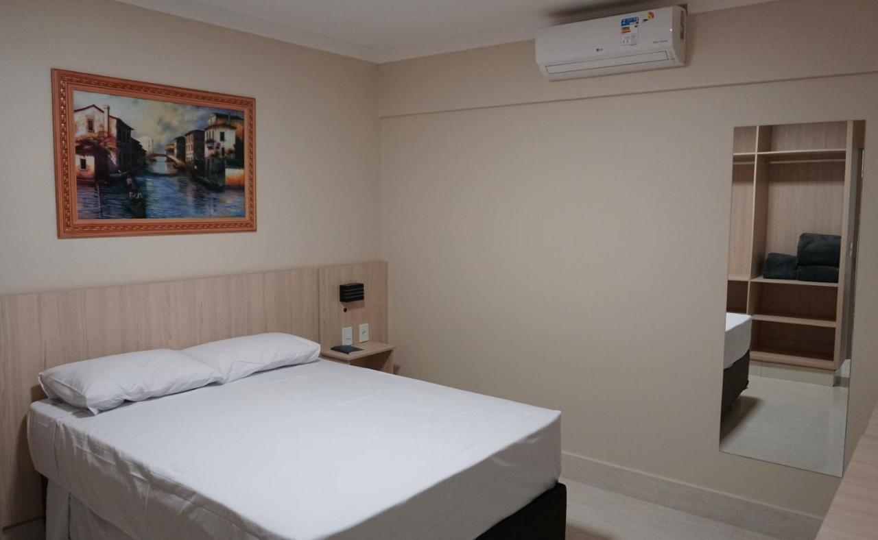 Апарт отель Piazza Com Acesso Ao Clube Diroma Калдас-Новас Экстерьер фото